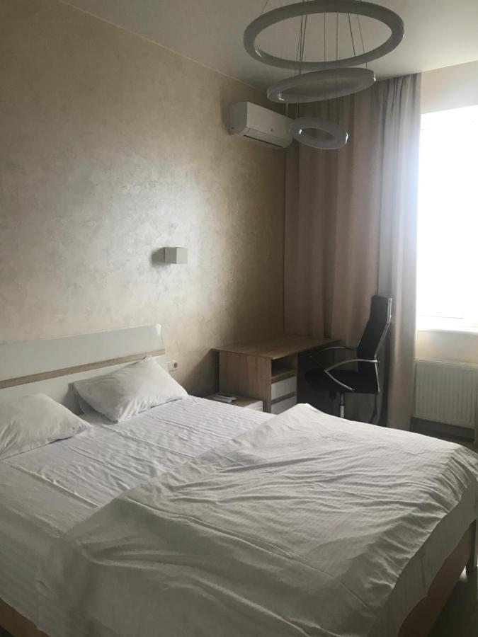 Apart Assistant On Smart Plaza Киев Экстерьер фото