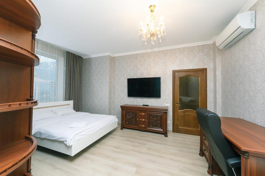 Apart Assistant On Smart Plaza Киев Экстерьер фото