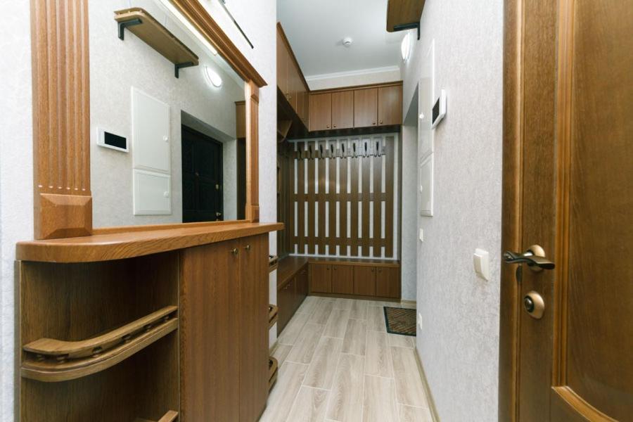 Apart Assistant On Smart Plaza Киев Экстерьер фото