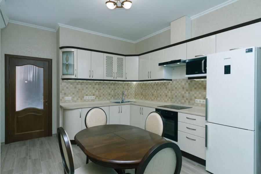 Apart Assistant On Smart Plaza Киев Экстерьер фото