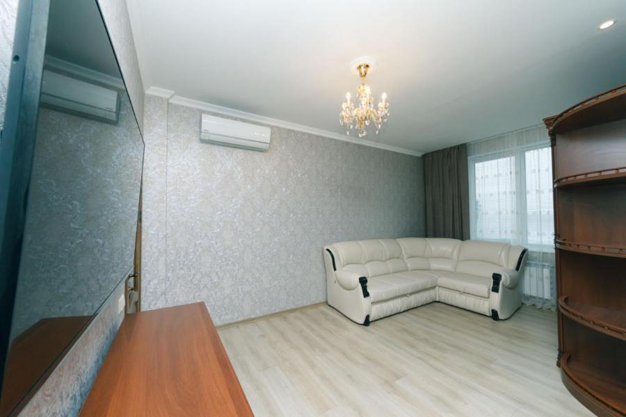 Apart Assistant On Smart Plaza Киев Экстерьер фото